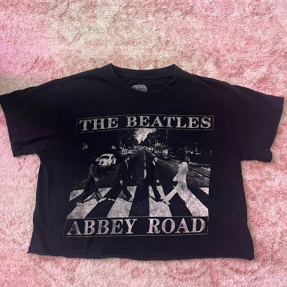The Beatles Abbey Road cropped boxy black t shirt